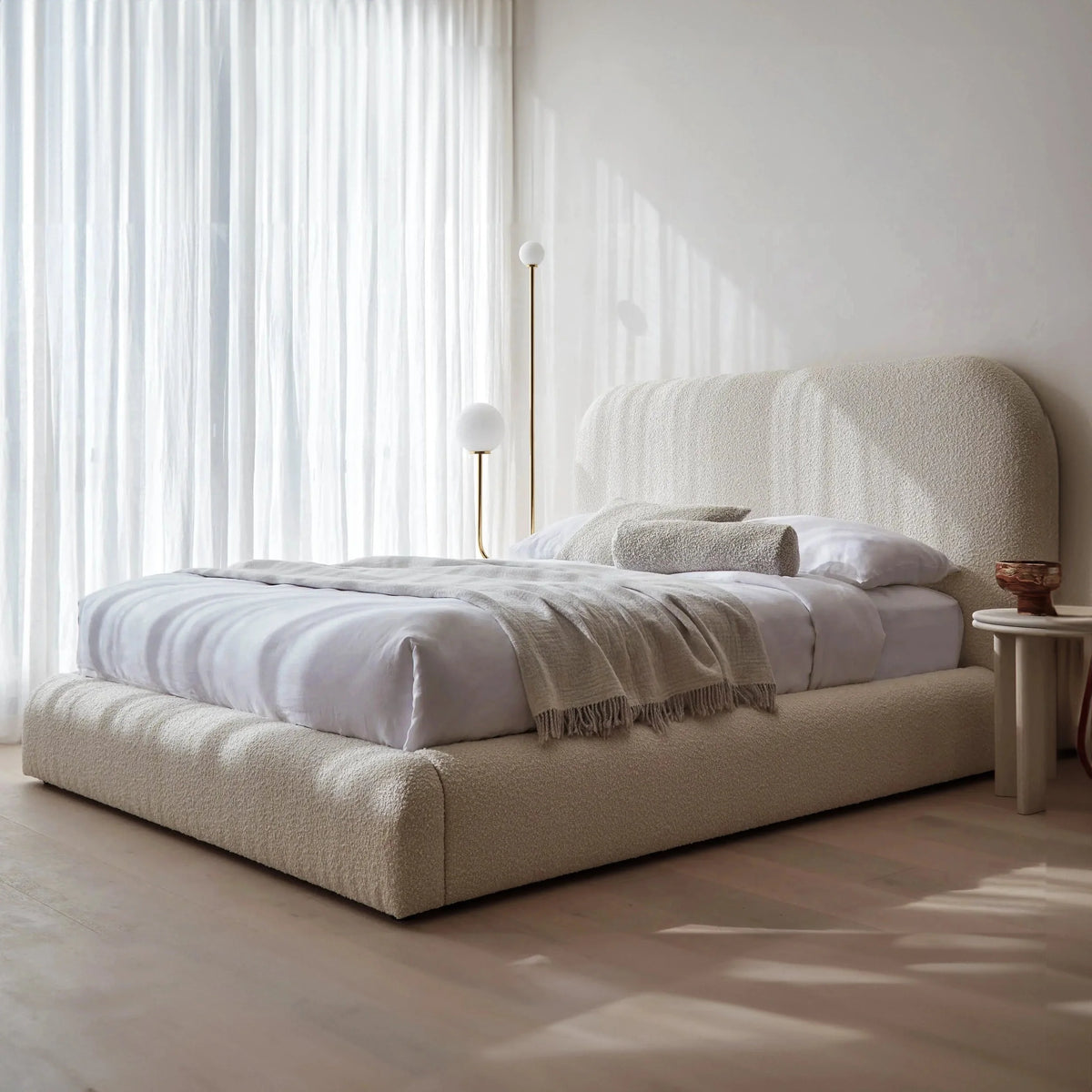 Churchill Bed